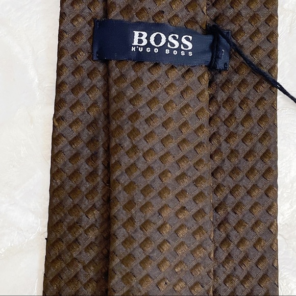 Boss Hugo Boss Green Textured Italian Silk Tie - Picture 4 of 10